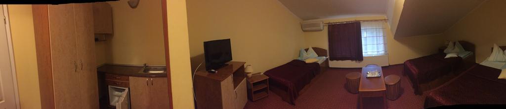 Hotel Cardinal ซาตูมาเร ภายนอก รูปภาพ