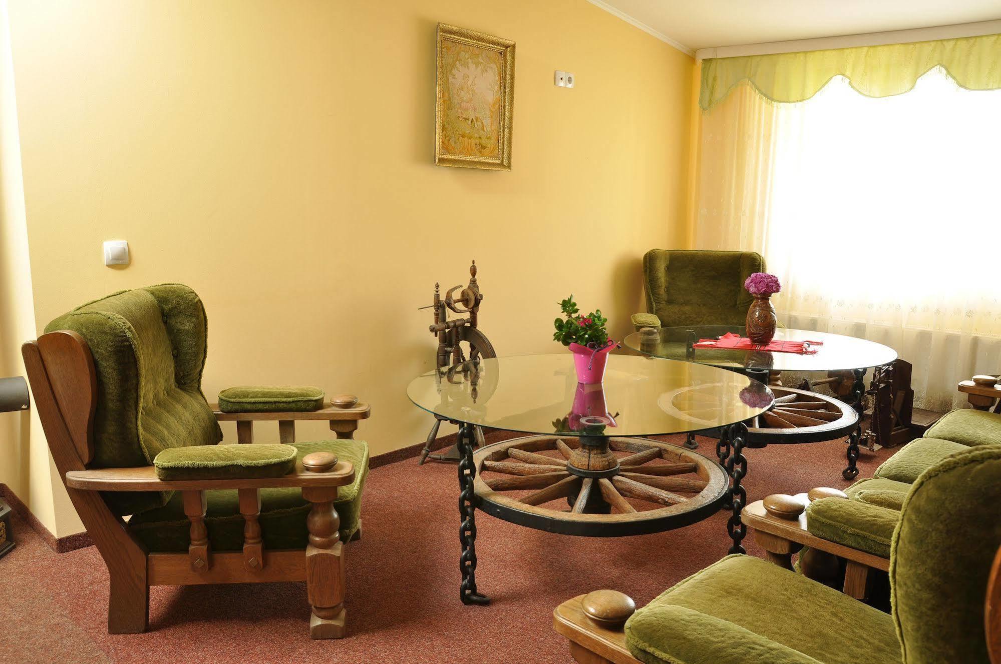 Hotel Cardinal ซาตูมาเร ภายนอก รูปภาพ